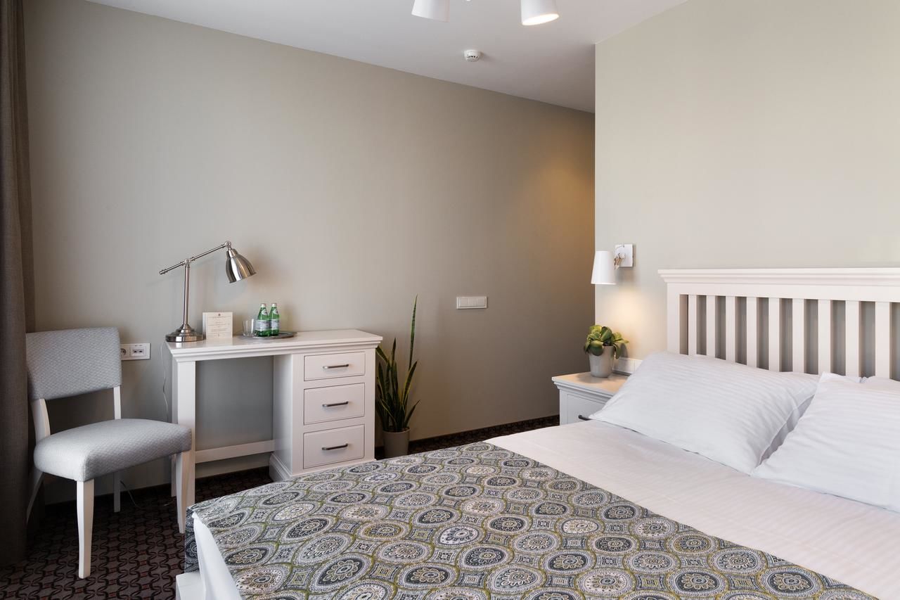 Отель Hotel Sinchronas Тельшяй