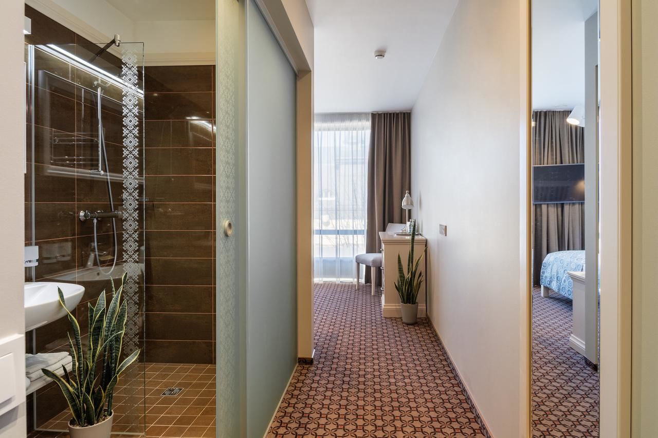 Отель Hotel Sinchronas Тельшяй