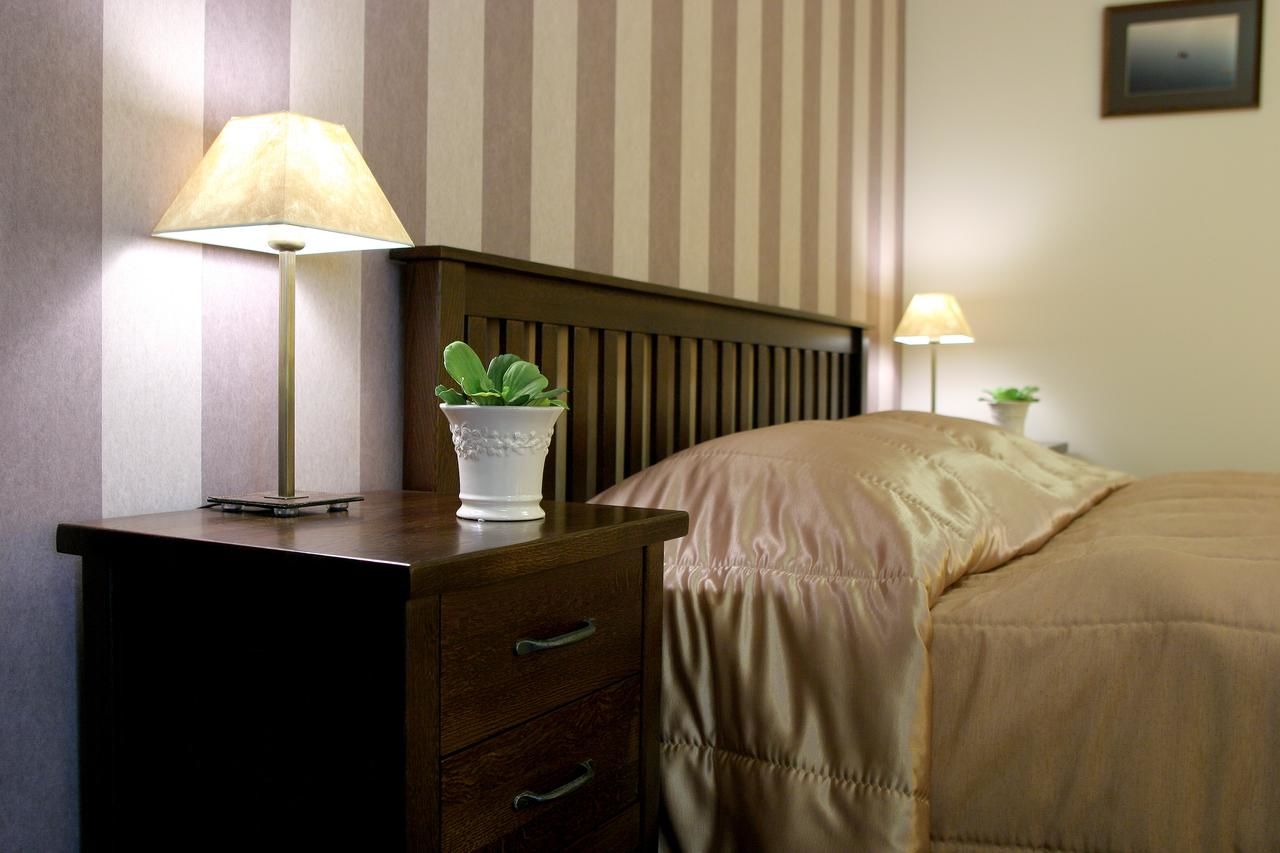 Отель Hotel Sinchronas Тельшяй