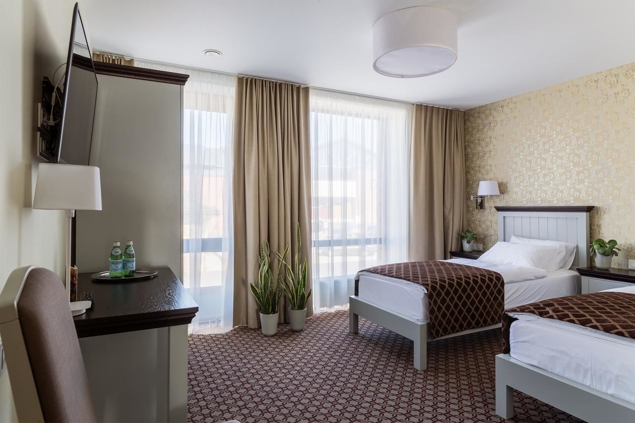 Отель Hotel Sinchronas Тельшяй-11